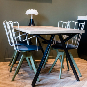 TABLE ET CHAISES MOBILIER CARRIER G.VIAUD