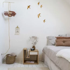 table-de-nuit-personnalisable-en-bois-600x618